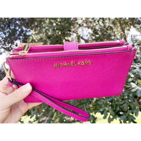 michael kors jet set travel wallet fuschia|michael kors jetsetter wallet.